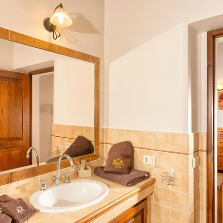 Podere Baiocco Tenuta *